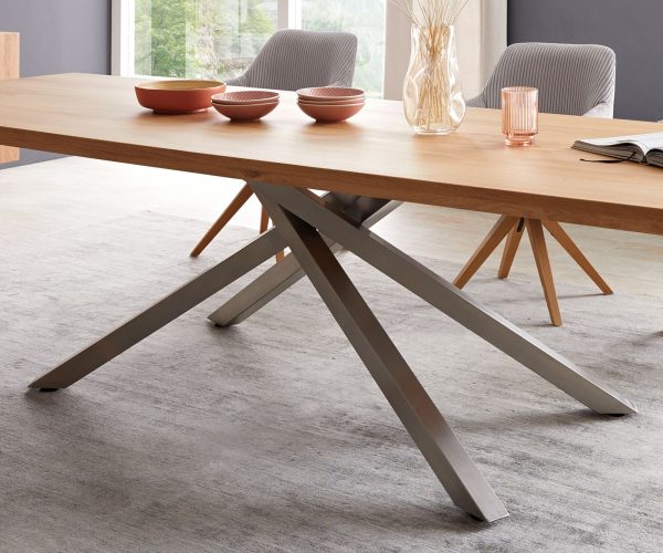 Jedálenský stôl Edge 300x100 cm prírodný dubový obdĺžnikový stôl s krížovým rámom z nehrdzavejúcej ocele - Image 4
