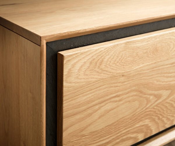 TV stolík Stonegrace 200 cm prírodný dub 4 dvierka kameňová dyha V-nohy nerezová oceľ - Image 5