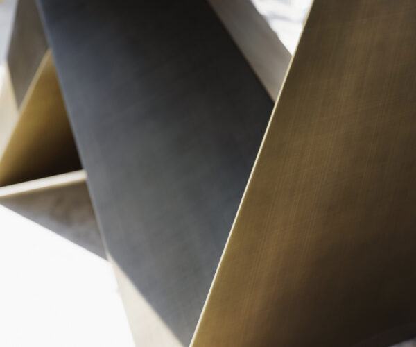 Jedálenský stôl Edge 240x100 akácia natural Origami metalická zlatá - Image 5